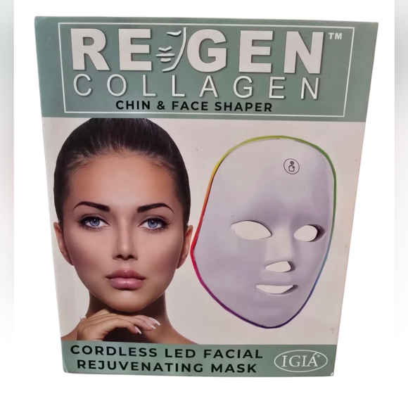 LED THERAPY MASK - Picture 1 of 5